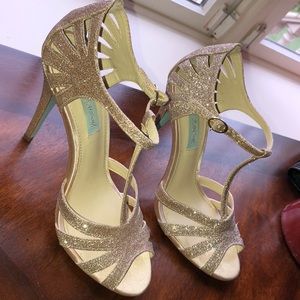 Gold sparkly Betsey Johnson heels, teal bottom